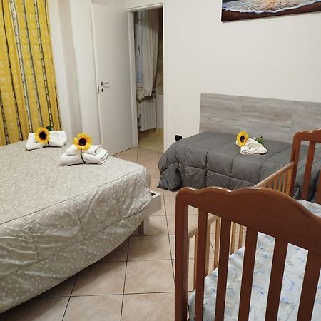 Casa Vacanze Gala フィウミチーノ エクステリア 写真