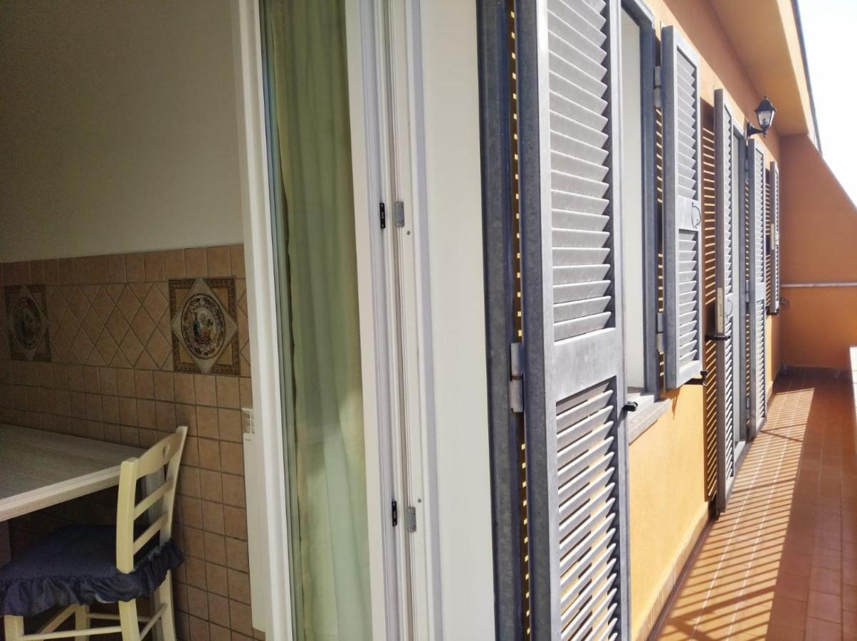 Casa Vacanze Gala フィウミチーノ エクステリア 写真
